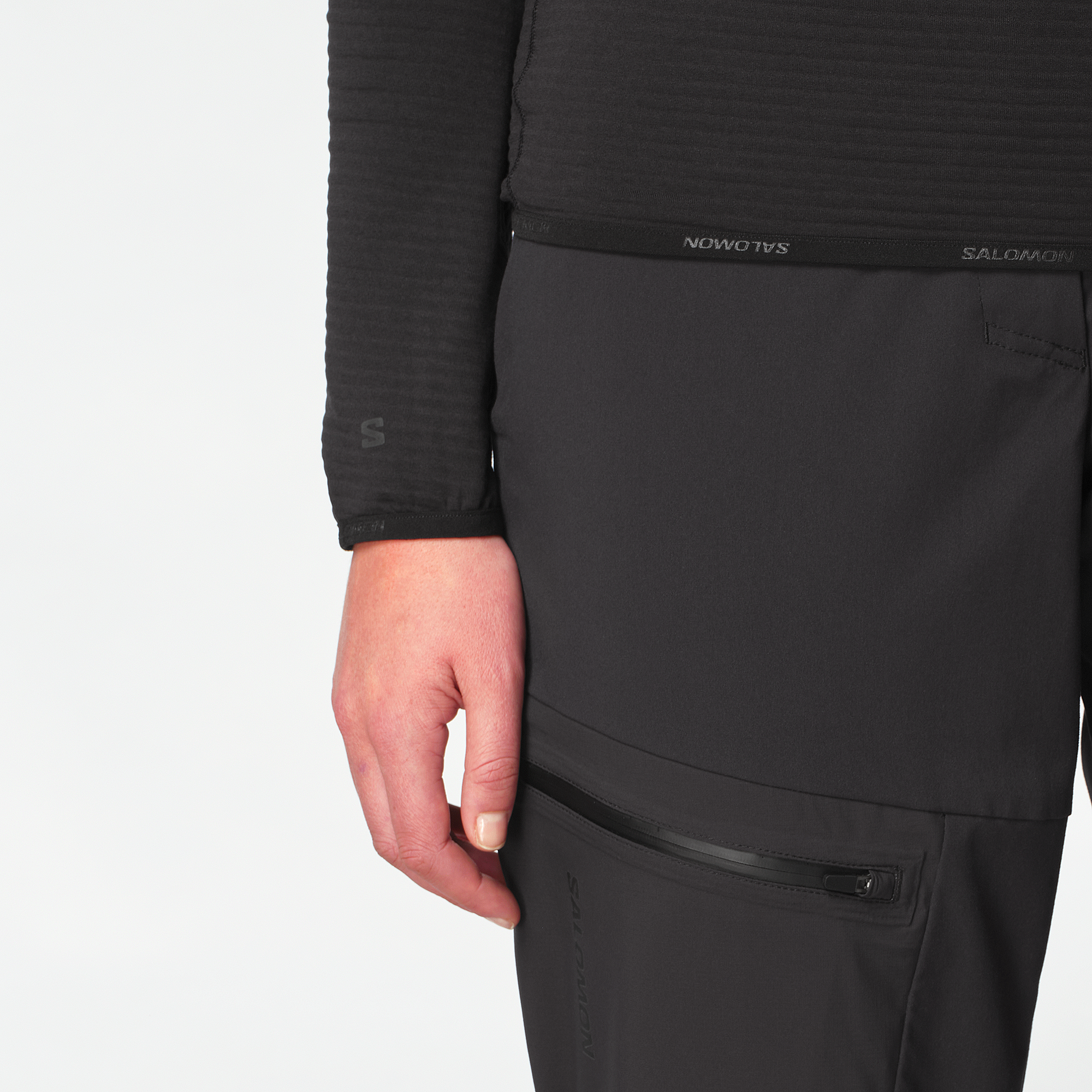 ESSENTIAL LIGHTWARM